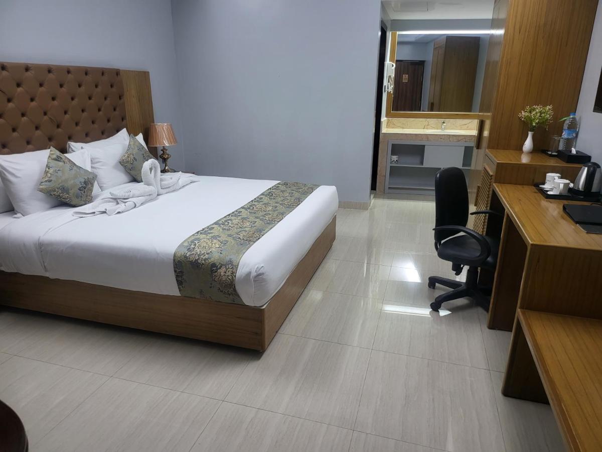 Momo Inn Bogra Екстер'єр фото