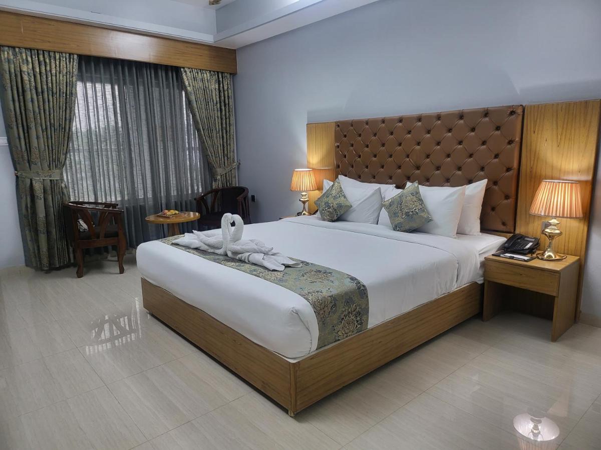 Momo Inn Bogra Екстер'єр фото