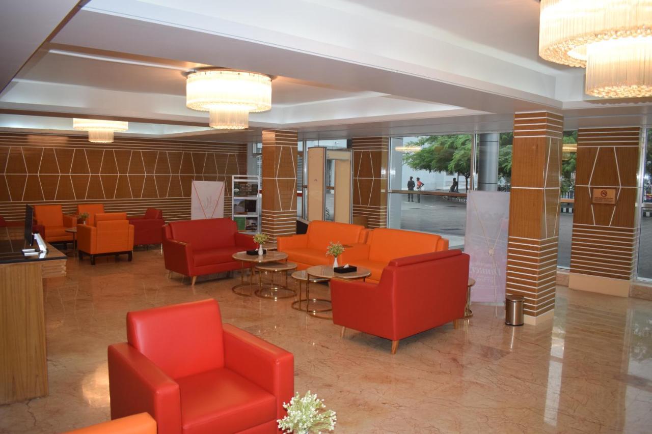 Momo Inn Bogra Екстер'єр фото