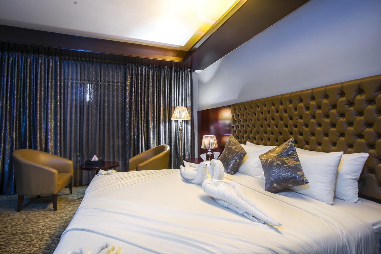 Momo Inn Bogra Екстер'єр фото