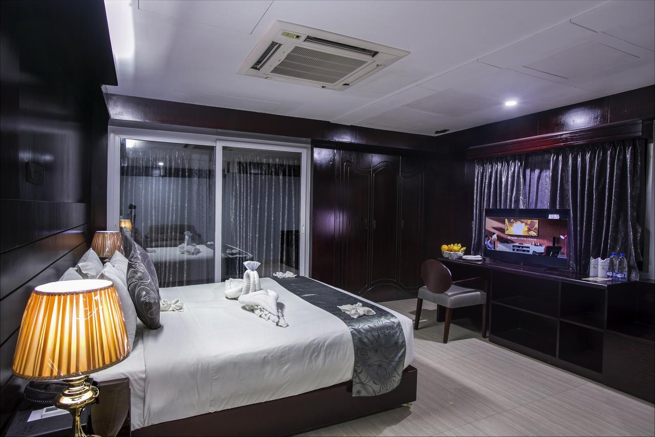Momo Inn Bogra Екстер'єр фото